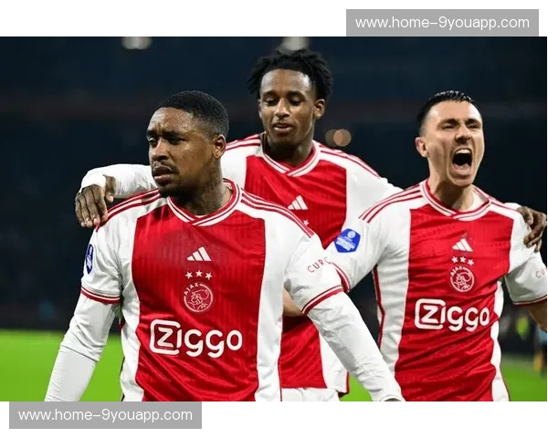 埃因霍温之殇，阿贾克斯之梦：一场触动荷甲神经的宿命对决